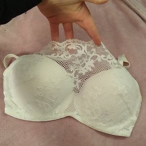 32 D Bra